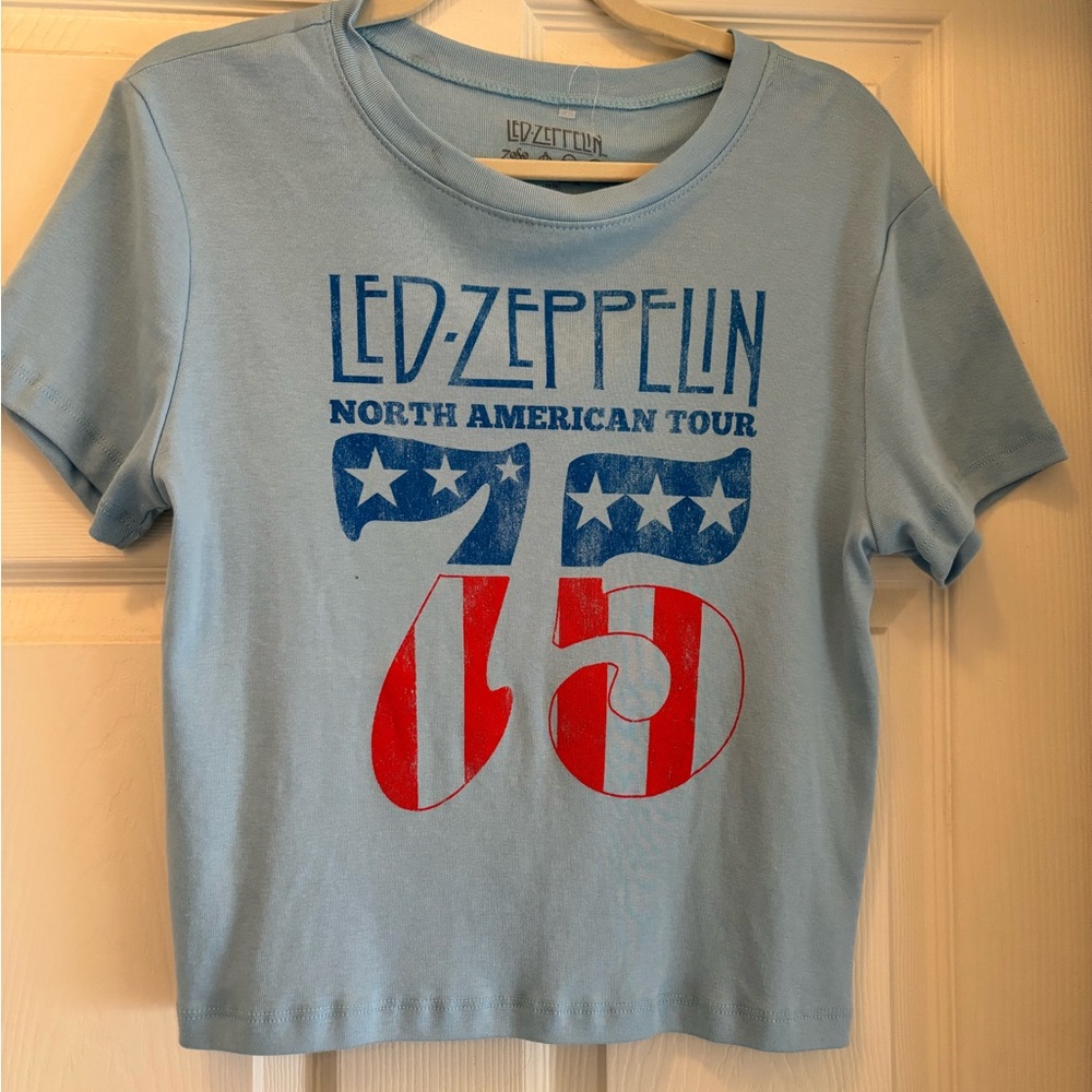 NWOT Led Zeppelin Baby Blue T-shirt Size xl